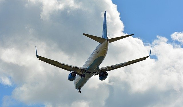 avião-passagem- aérea-para-idosos